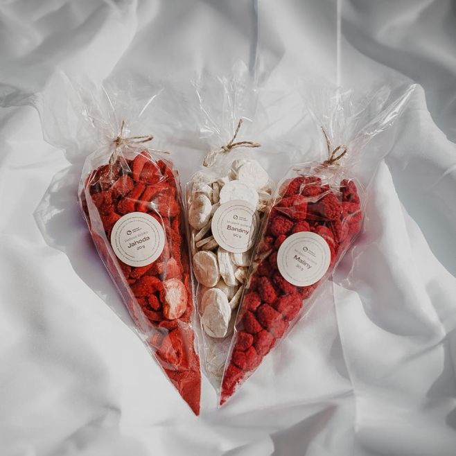 Dárkové balení plné mrazem sušeného ovoce? Ano, prosím! 🤩 Maliny, jahody nebo banány v té nejkřupavější podobě – krásné,...